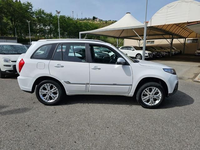 Usata EVO Evo 5 92 kW (126 CV) 2022 Bianco SUV