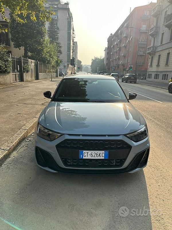 Usata 2024 Audi A1 S-Line Due volumi | 28.900 € (Buon prezzo) - Immagine 1/4
