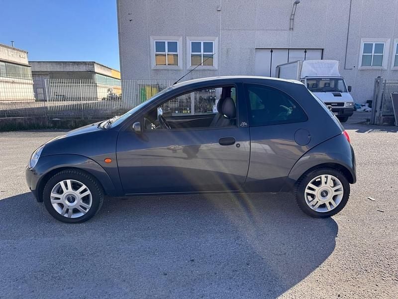 Usata Ford Ka Collection 94 CV (69 kW) 2007 Grigio Utilitaria
