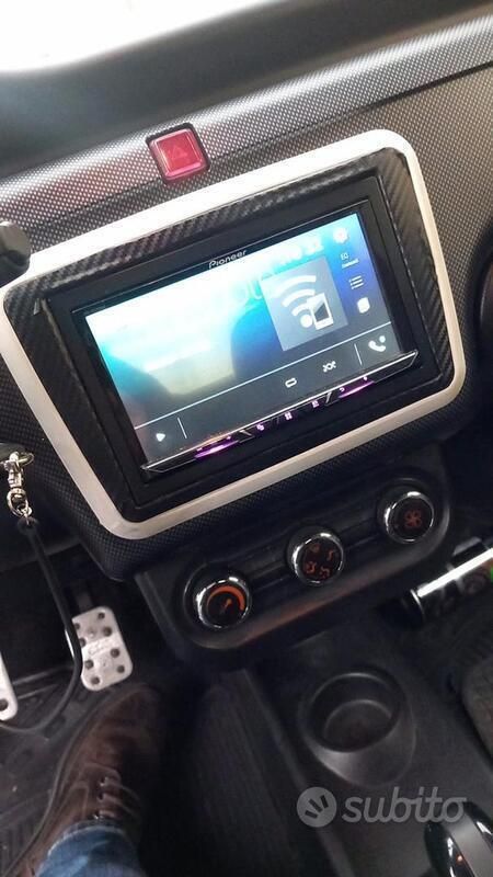 Bianco Usata 2022 Ligier JS50 Due volumi | 10.850 € (Buon prezzo) - Immagine 1/2