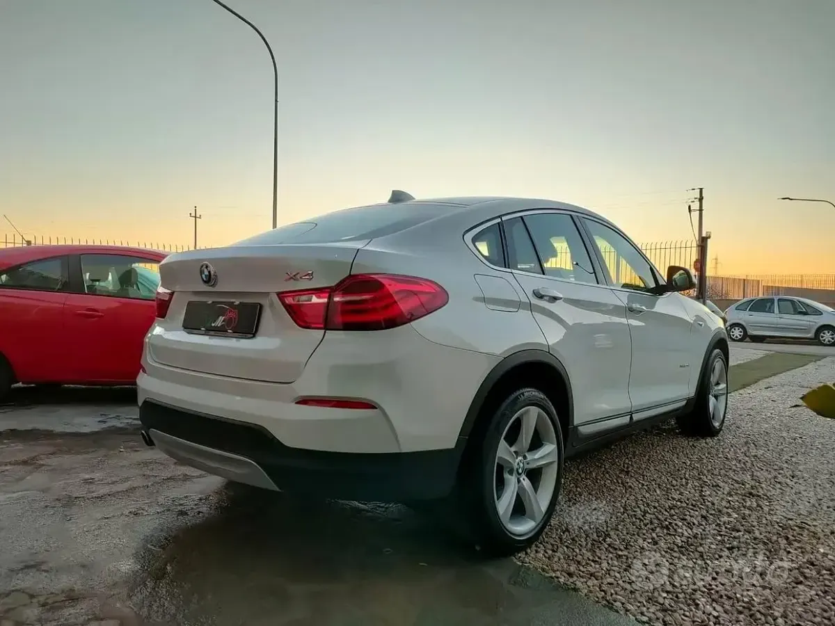 Usata BMW X4 Sport Line 190 CV (139 kW) 2015 Bianco SUV