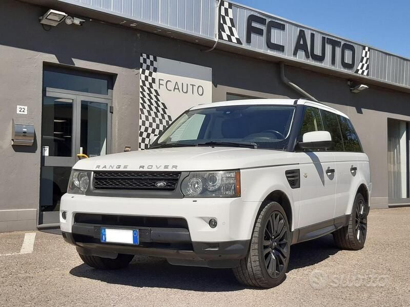Bianco Usata 2011 Land Rover Range Rover Sport HSE SUV | 17.000 € - Immagine 1/4