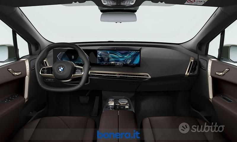 Nuova BMW iX 300 kW (408 CV) 2025 Grigio SUV