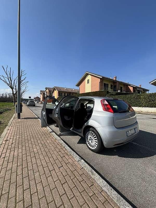 Usata Fiat Grande Punto Active 65 CV (47 kW) 2006 Utilitaria