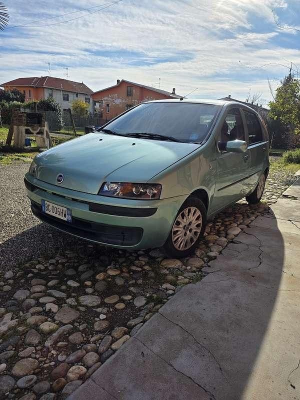 Usata Fiat Punto 80 CV (58 kW) 2000 Utilitaria