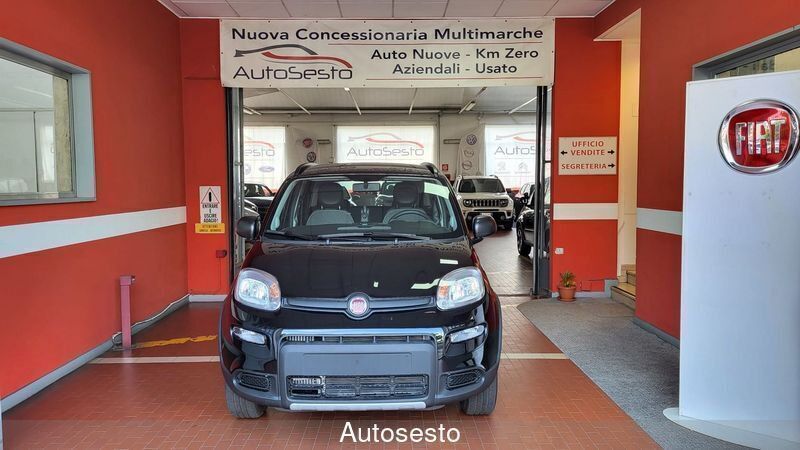 Usato 2023 Fiat Panda 4x4 0.9 Benzin 85 CV (18.980 €)