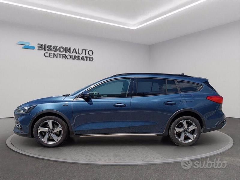 Usata Ford Focus Active 280 CV (205 kW) 2020 Blu Station wagon