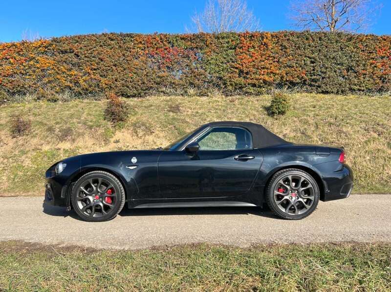 Nero Usata 2019 Abarth 124 Spider 70th Anniversary Cabrio | 28.500 € (Ottimo prezzo) - Immagine 1/4