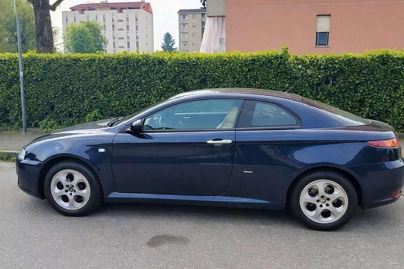 Usata Alfa Romeo GT 150 CV (110 kW) 2007 Coupé