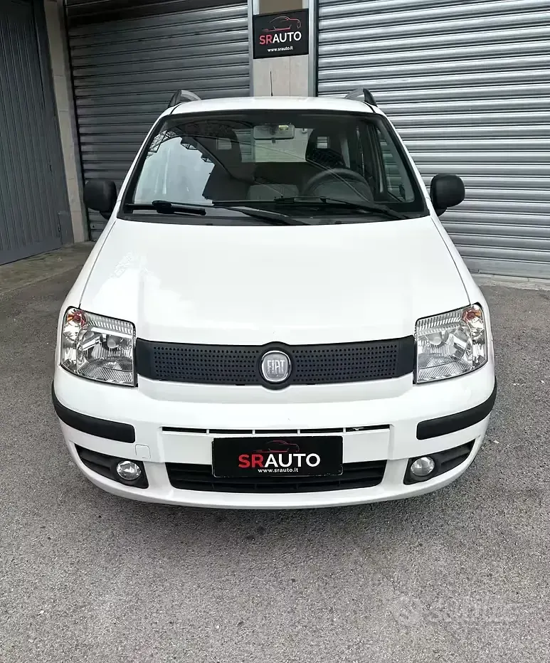 Usata Fiat Panda Dynamic 77 CV (56 kW) 2012 Bianco Utilitaria