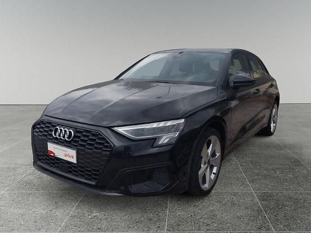 Usata Audi A3 Sportback g-tron Advanced Plus 131 CV (96 kW) 2023 Nero mythos metallizzato Utilitaria