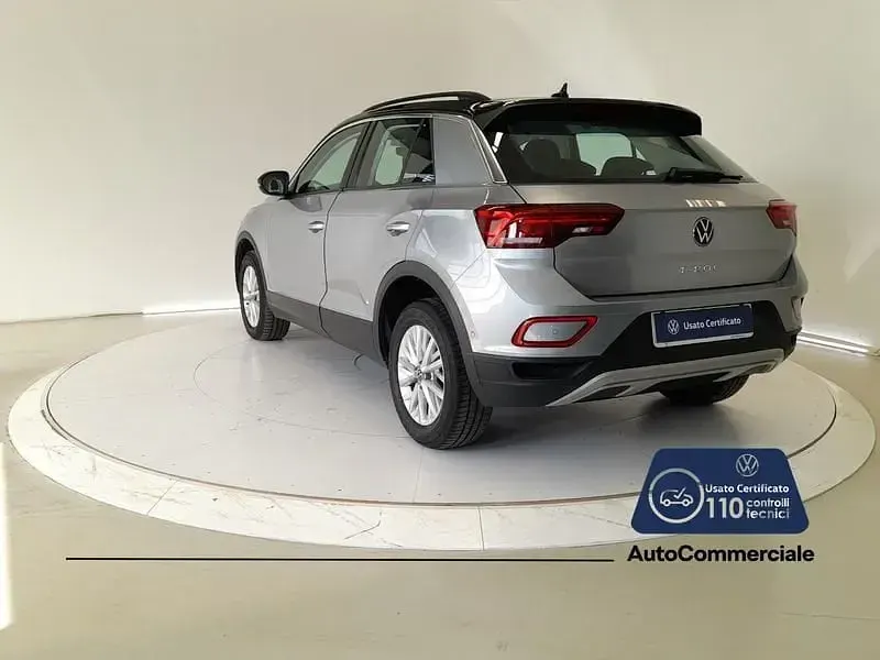 Usata VW T-Roc Life 150 CV (110 kW) 2025 Argento SUV