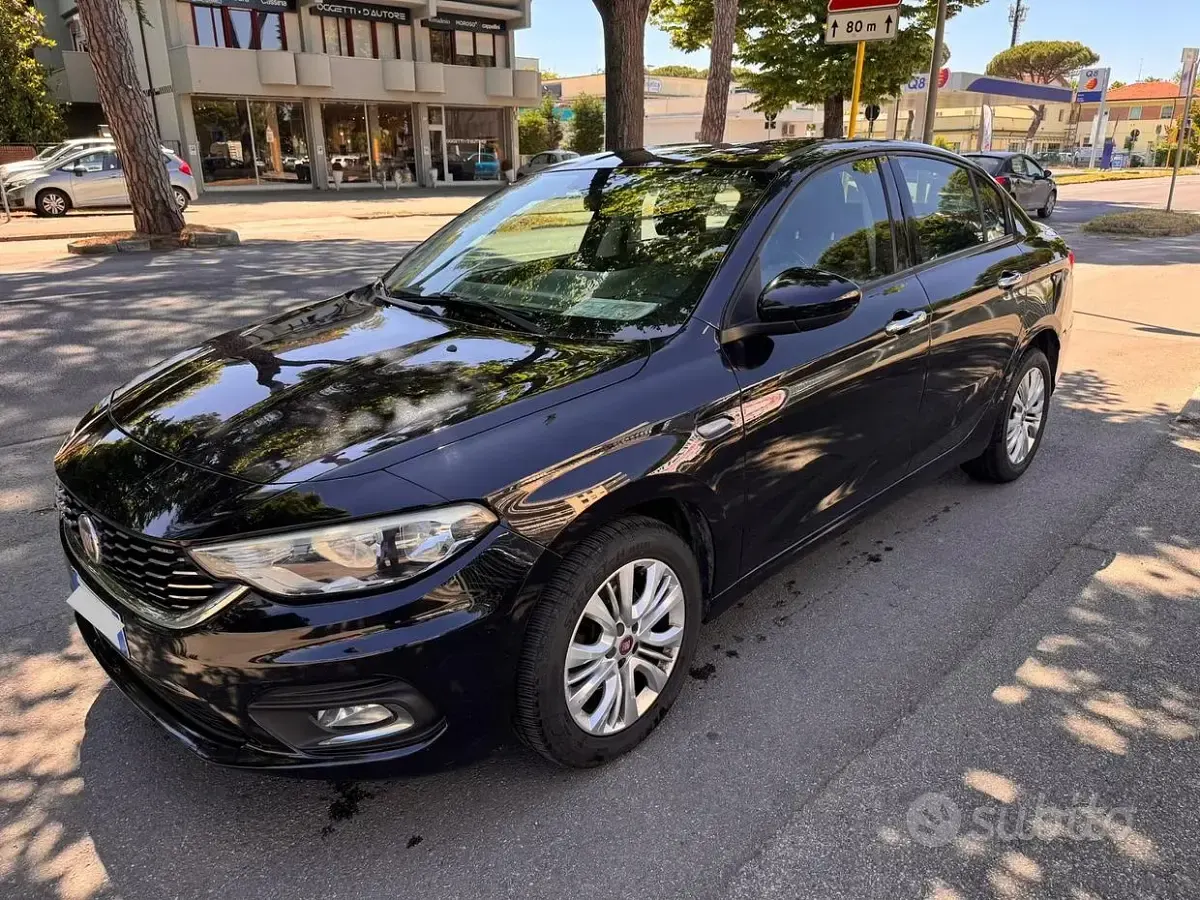 Usata Fiat Tipo 95 CV (69 kW) 2016 Bluazzurro Berlina