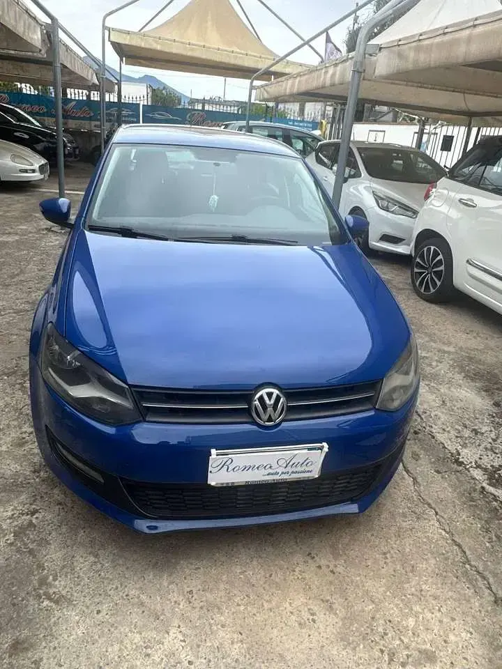 Usata VW Polo Comfortline 75 CV (55 kW) 2012 Blu/azzurro Utilitaria