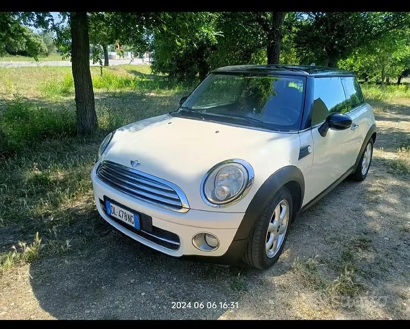 Usata Mini Cooper 2004 Utilitaria
