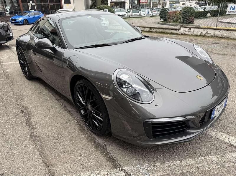 Usata Porsche 911 Carrera 370 CV (272 kW) 2018 Grigio Coupé