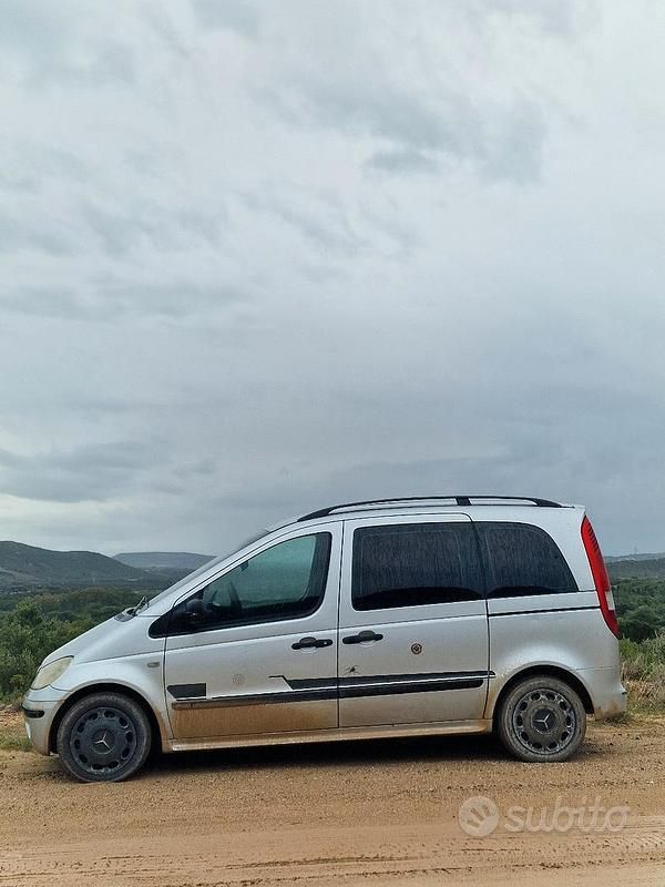 Grigio Usata 2003 Mercedes Vaneo Monovolume | 3500 € - Immagine 1/4