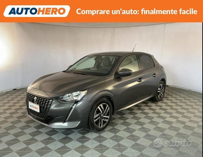 Usata Peugeot 208 Allure 102 CV (75 kW) 2020 Grigio Utilitaria