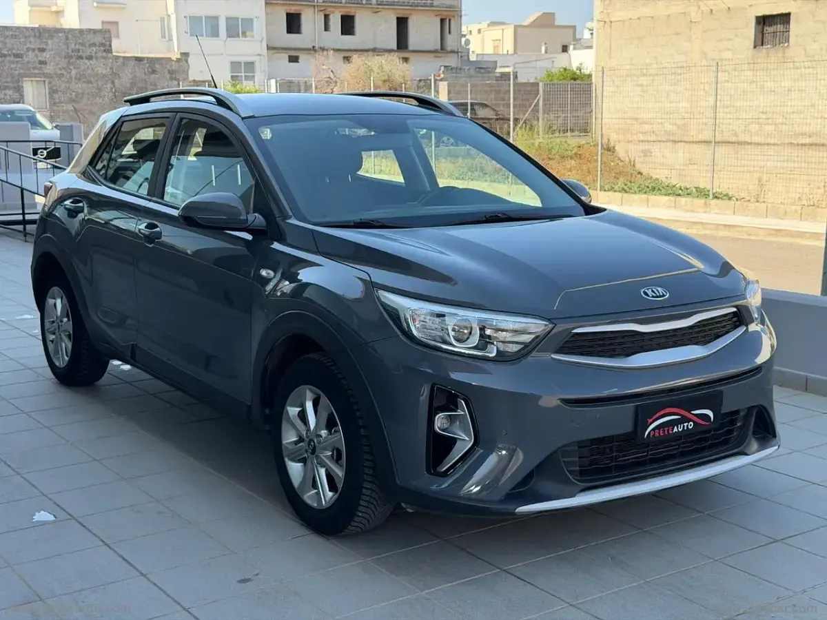 Usata Kia Stonic Urban 84 CV (61 kW) 2021 Grigio SUV