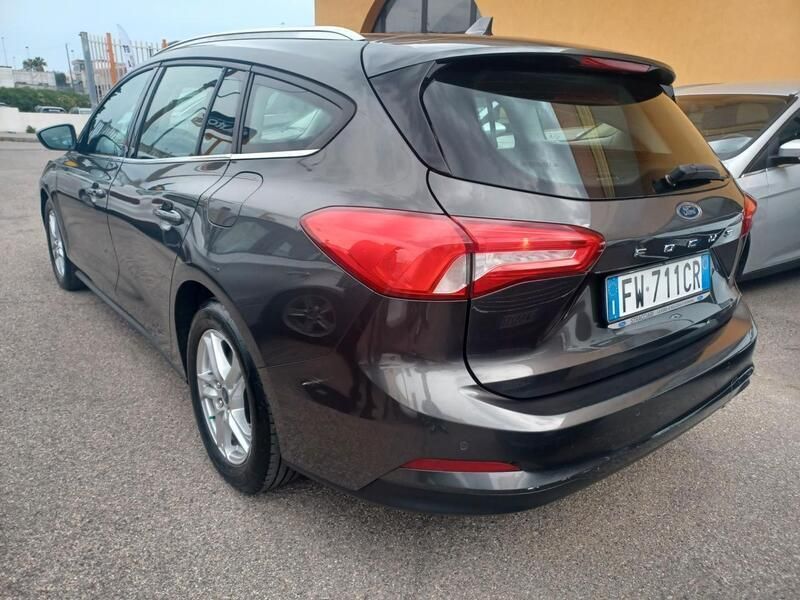 Usata Ford Focus Business Edition 120 CV (88 kW) 2019 Grigio Station wagon