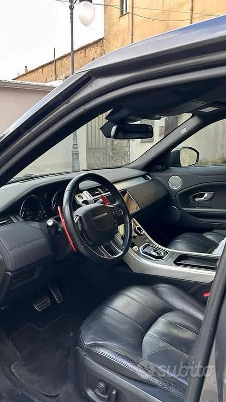 Usata Land Rover Range Rover evoque Dynamic 150 CV (110 kW) 2017 Grigio SUV