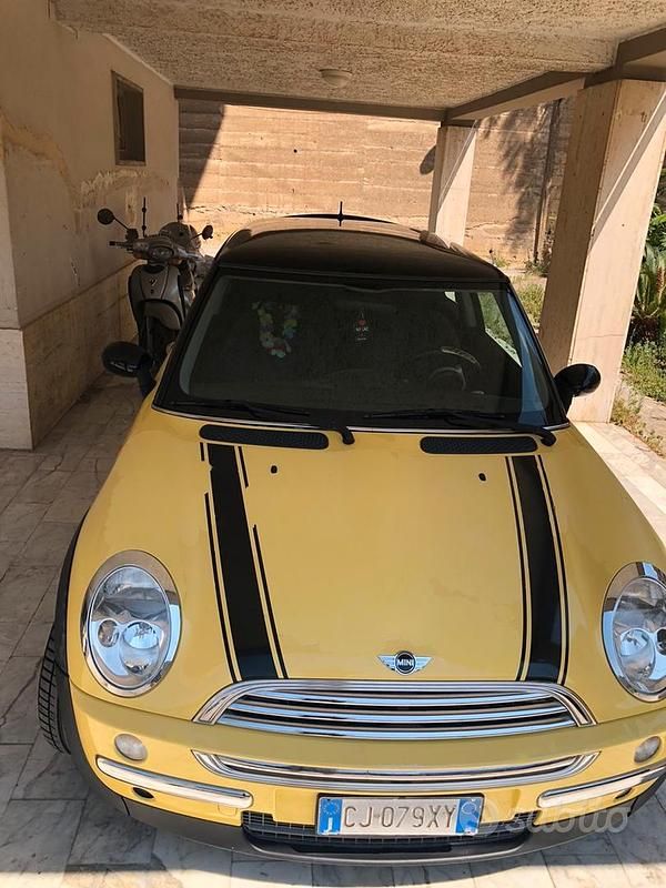 Usata Mini Cooper 75 CV (55 kW) 2004 Giallo Utilitaria