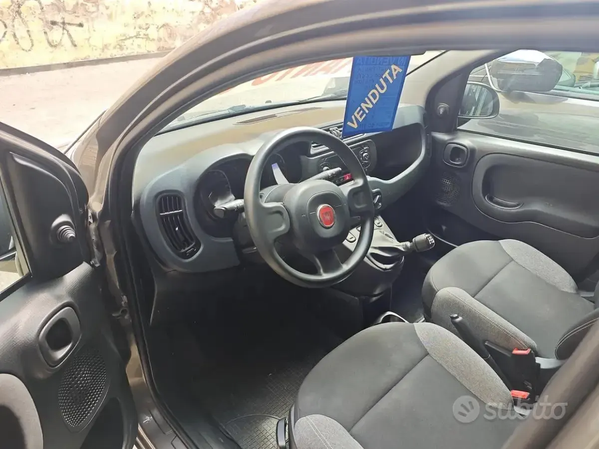 Usata Fiat Panda 69 CV (50 kW) 2021 Grigio Utilitaria