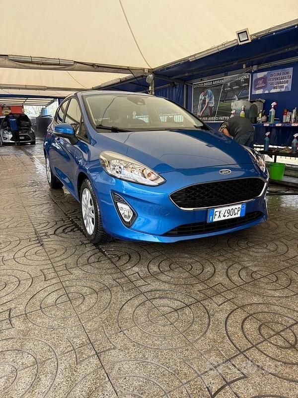 Usata Ford Fiesta 86 CV (63 kW) 2019 Blu Utilitaria