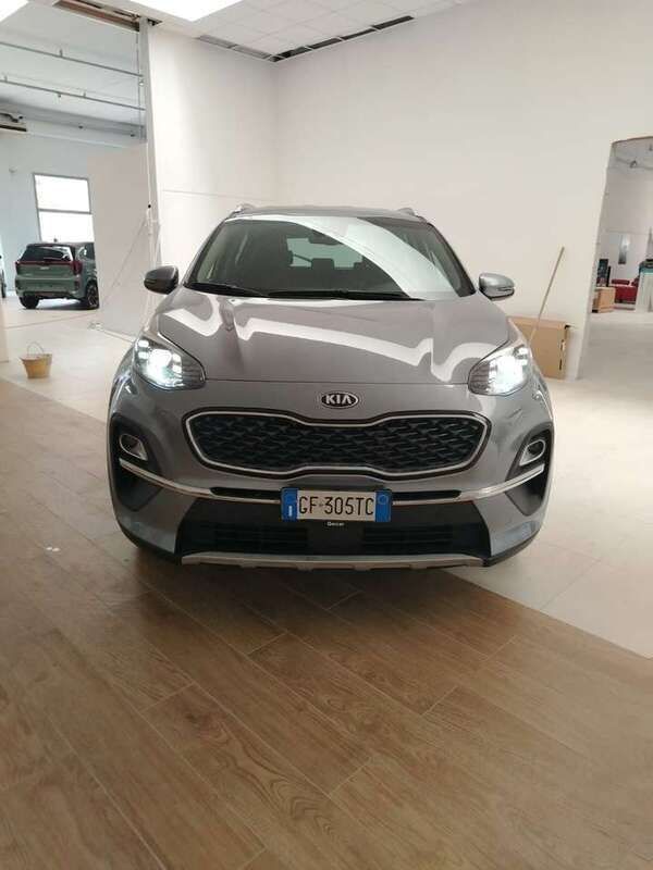 Usata Kia Sportage Style 136 CV (100 kW) 2021 Grigio SUV