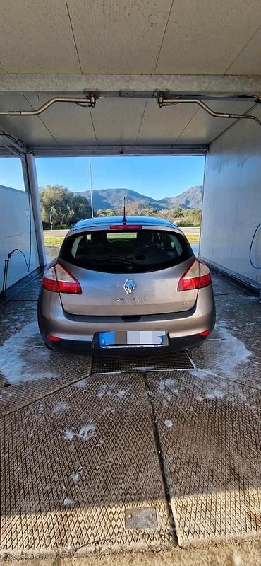 Usata Renault Mégane 110 CV (80 kW) 2009 Grigio Berlina