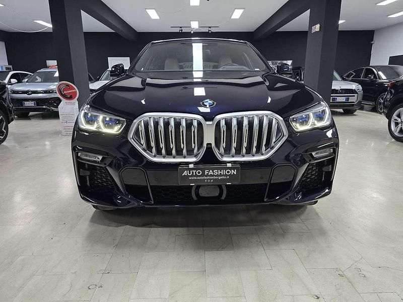 Begagnad BMW X6 M Sport 286 HK (210 kW) 2020 Blå SUV