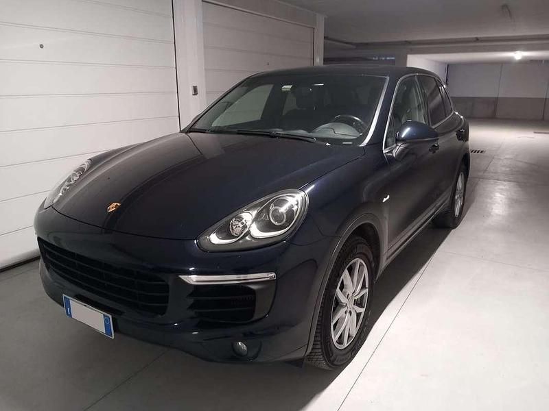 Usata Porsche Cayenne 250 CV (183 kW) 2015 Blu/azzurro SUV