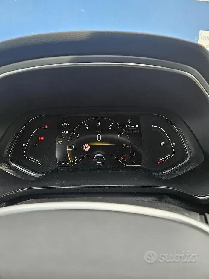 Usata Renault Captur Intens 101 CV (74 kW) 2020 Grigio SUV