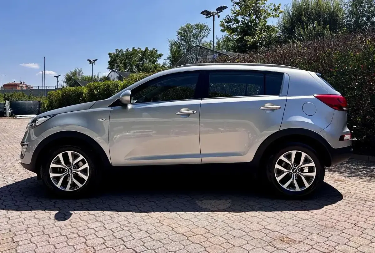 Usata Kia Sportage Active 135 CV (99 kW) 2015 Grigio SUV