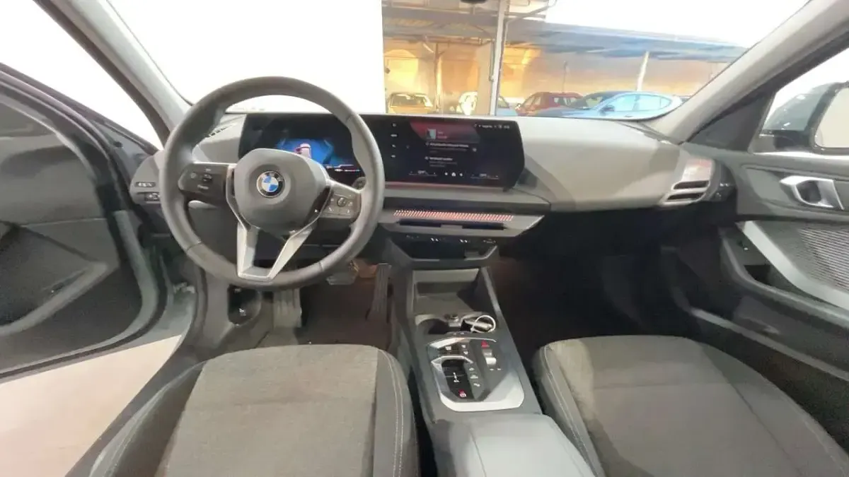 Usata BMW 120 M Sport 150 CV (110 kW) 2025 Grigio Utilitaria