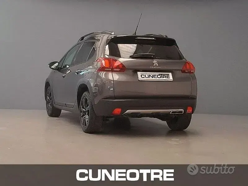 Gebraucht Peugeot 2008 GT-line 120 PS (88 kW) 2018 Grau SUV