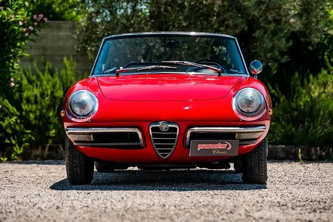 Usata Alfa Romeo GT Junior 88 CV (64 kW) 1969 Rosso Cabrio