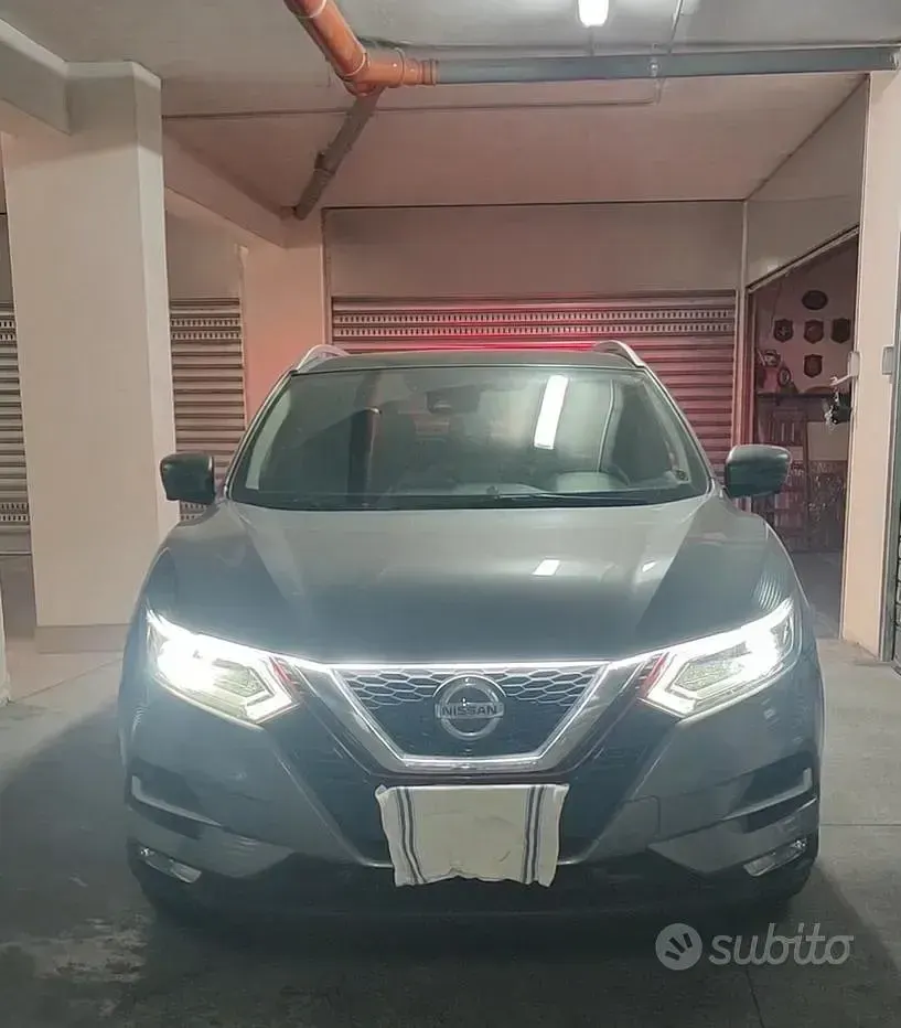Usata Nissan Qashqai 2018 Grigio SUV