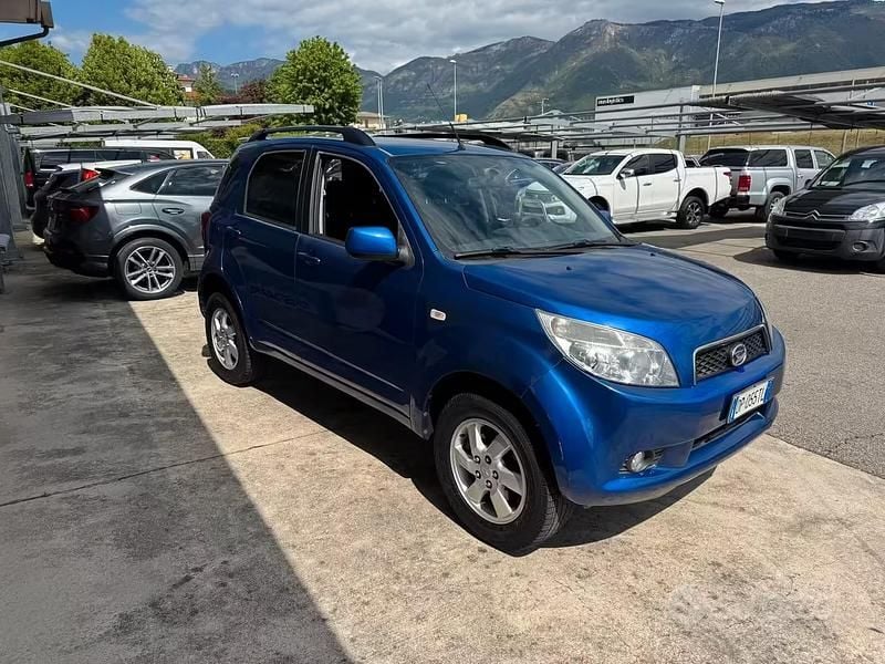 Usata Daihatsu Terios 105 CV (77 kW) 2008 Blu SUV