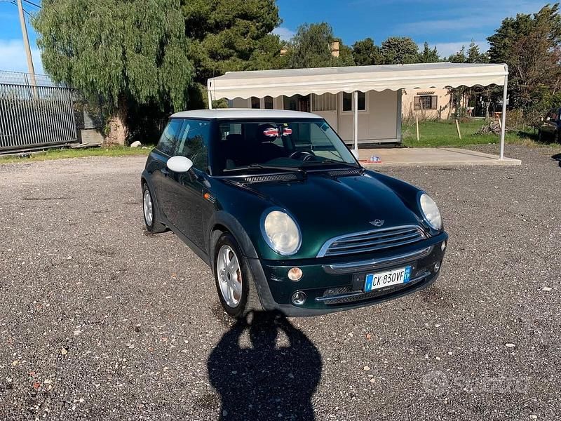 Usata Mini ONE 90 CV (66 kW) 2004 Verde Utilitaria