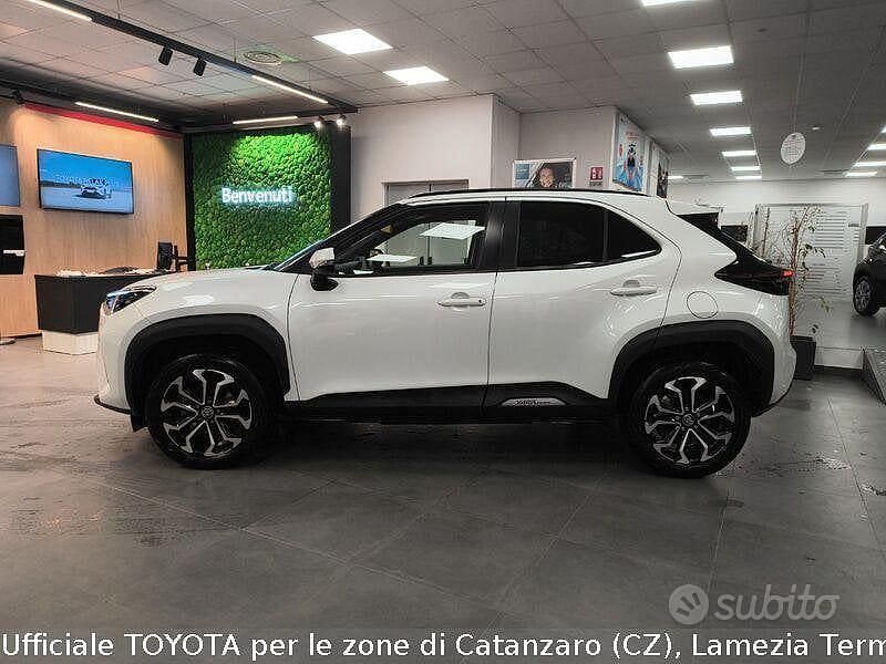 Usata Toyota Yaris Cross Trend 115 CV (84 kW) 2023 Bianco SUV