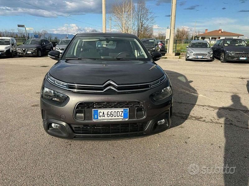 Usata Citroën C4 Feel 102 CV (75 kW) 2020 Grigio SUV