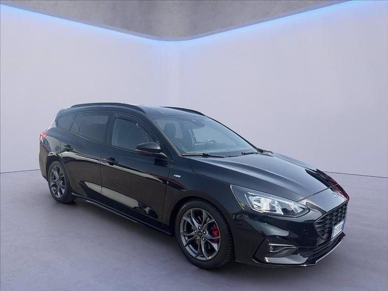 Usata Ford Focus ST-Line 120 CV (88 kW) 2019 Nero metallizzato Station wagon