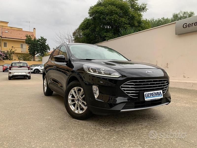 Usata Ford Kuga Business Edition 120 CV (88 kW) 2021 Nero SUV