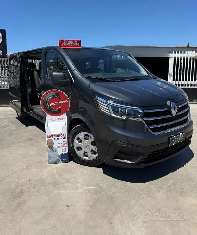 Usata Renault Trafic 110 CV (80 kW) 2022 Nero Monovolume