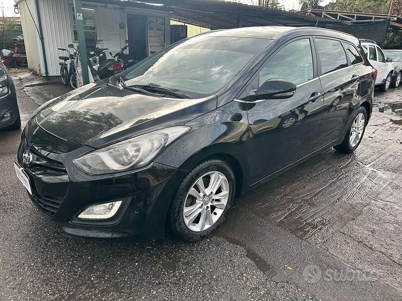 Usata Hyundai i30 110 CV (80 kW) 2014 Nero Utilitaria