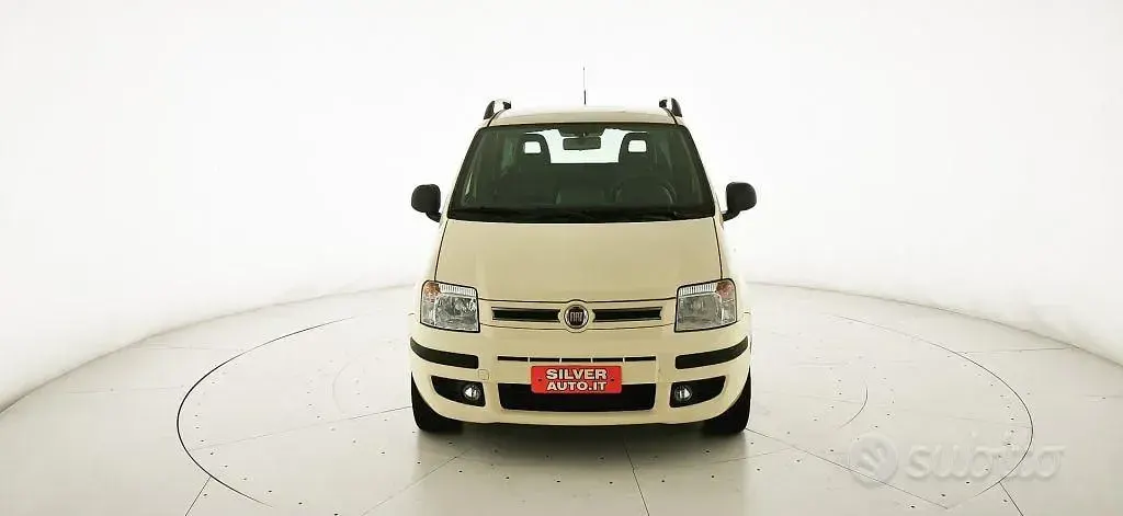 Usata Fiat Panda Dynamic 77 CV (56 kW) 2011 Giallo Utilitaria