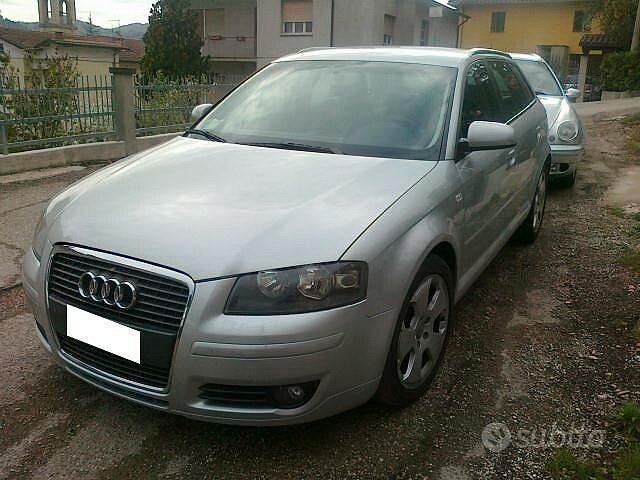 Usata Audi A3 Ambition 140 CV (102 kW) 2004 Grigio Utilitaria