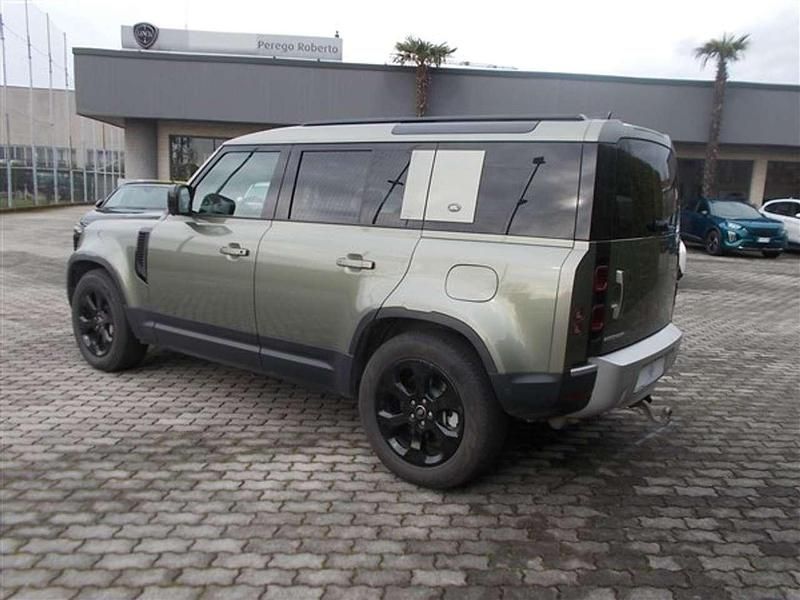 Usata Land Rover Defender SE Dynamic 300 CV (220 kW) 2024 Verde SUV