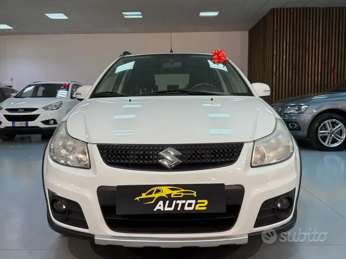 Usata Suzuki SX4 120 CV (88 kW) 2012 Bianco SUV
